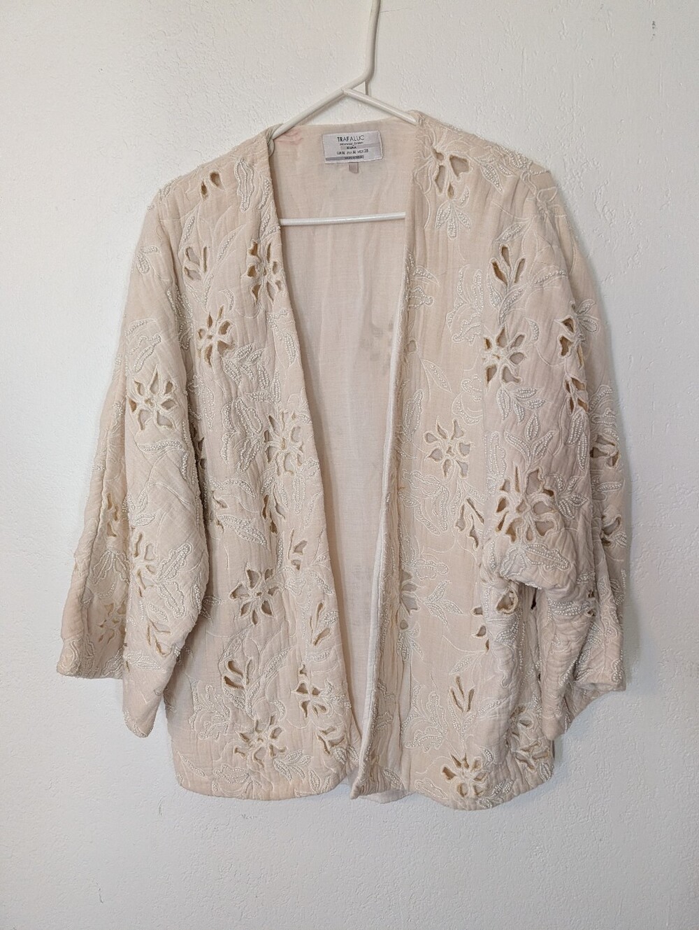 Zara Trafaluc Cream Beaded Floral Cutwork Open-Front Cardigan Jacket Size M